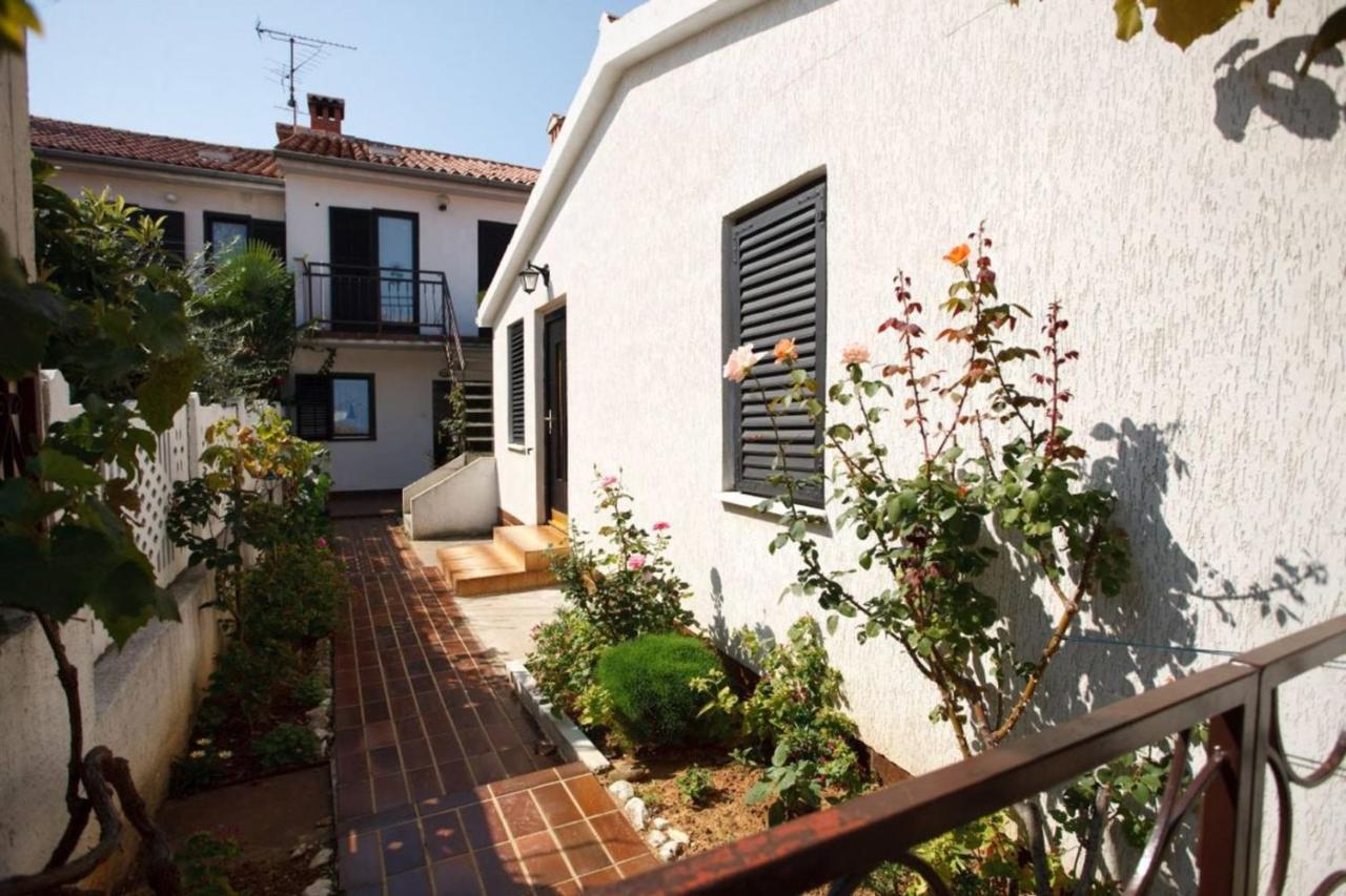 Apartments Porec Beach Area Simo Exterior photo